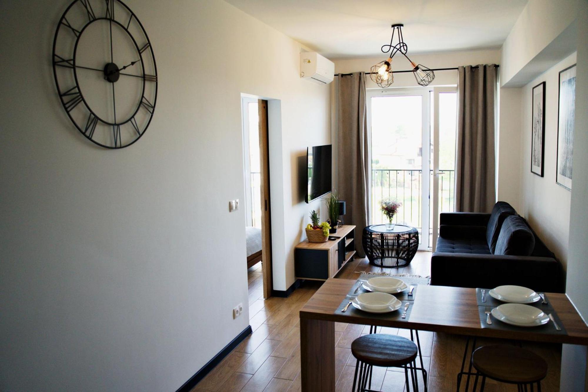 Apartament J&W Z Balkonem Zator Exterior photo